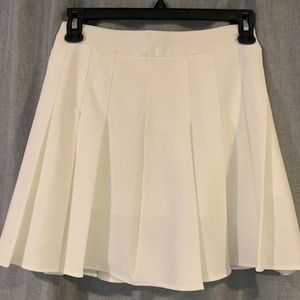 White Shein pleated tennis skirt
